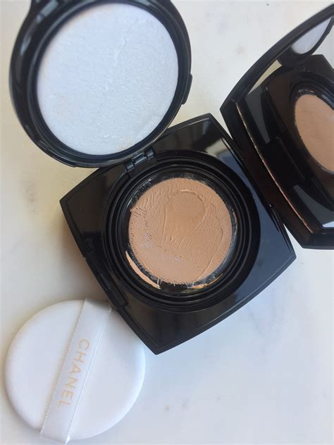 chanel healthy glow gel touch foundation review